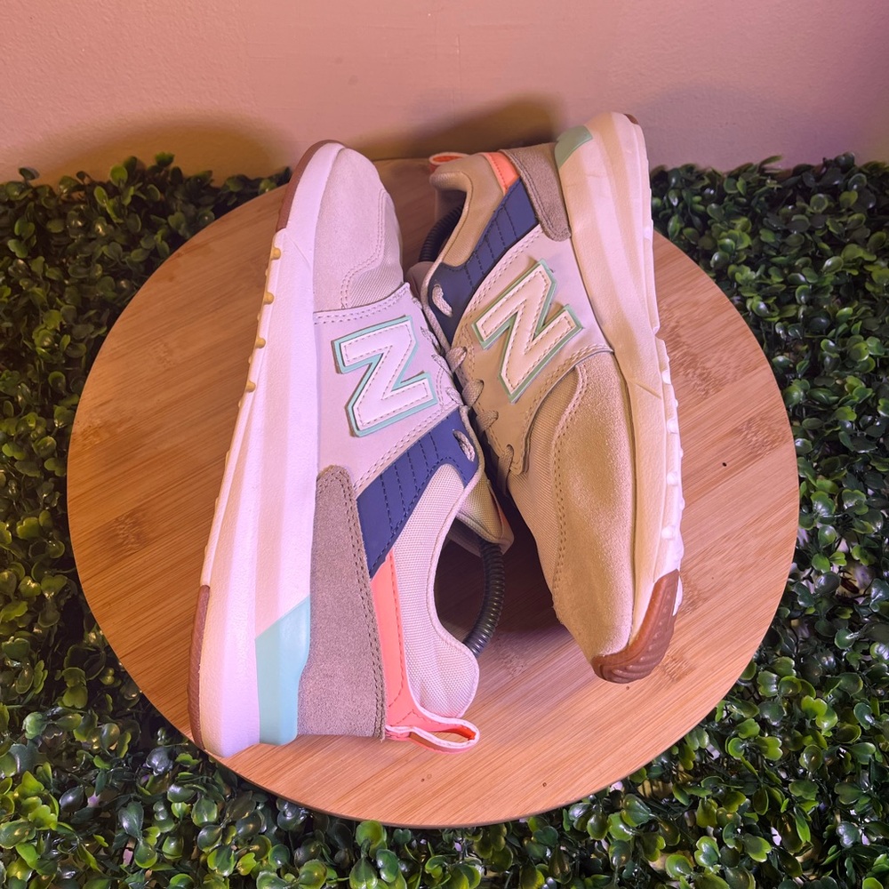 🔥 NEW BALANCE WS009RB1 WOMENS RUNNING SHOES BEIGE LEATHER SUEDE SIZE 8.5 NWOT - Picture 5 of 9